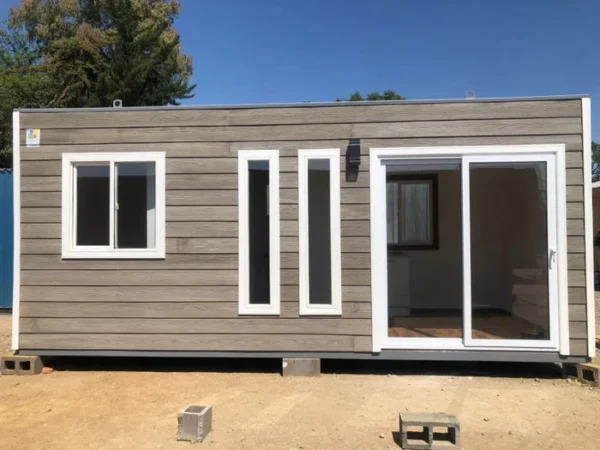 Hütte 6 x 2,5 m / 1 Zimmer